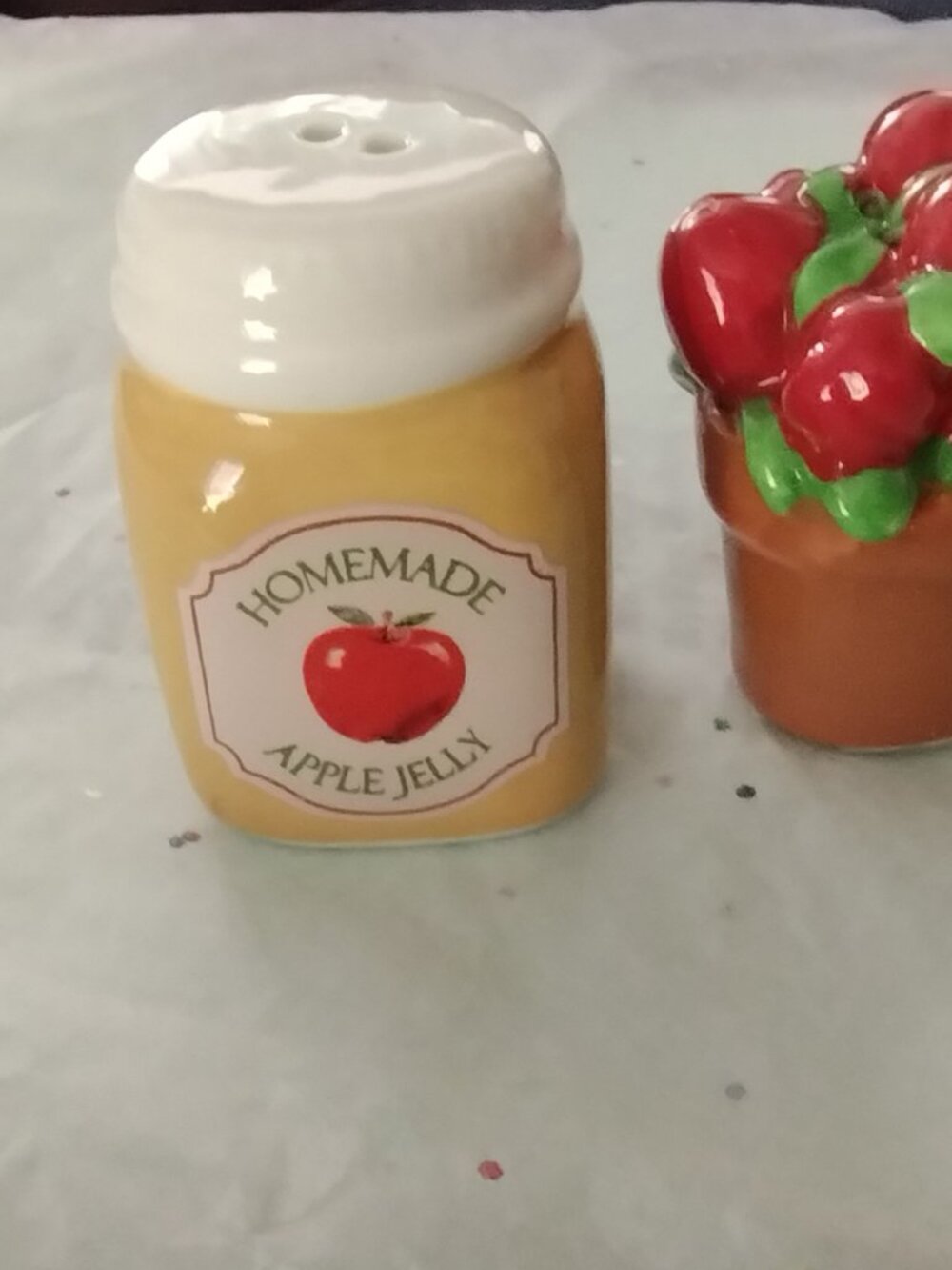Apple Jelly jar & basket, salt & pepper shakers